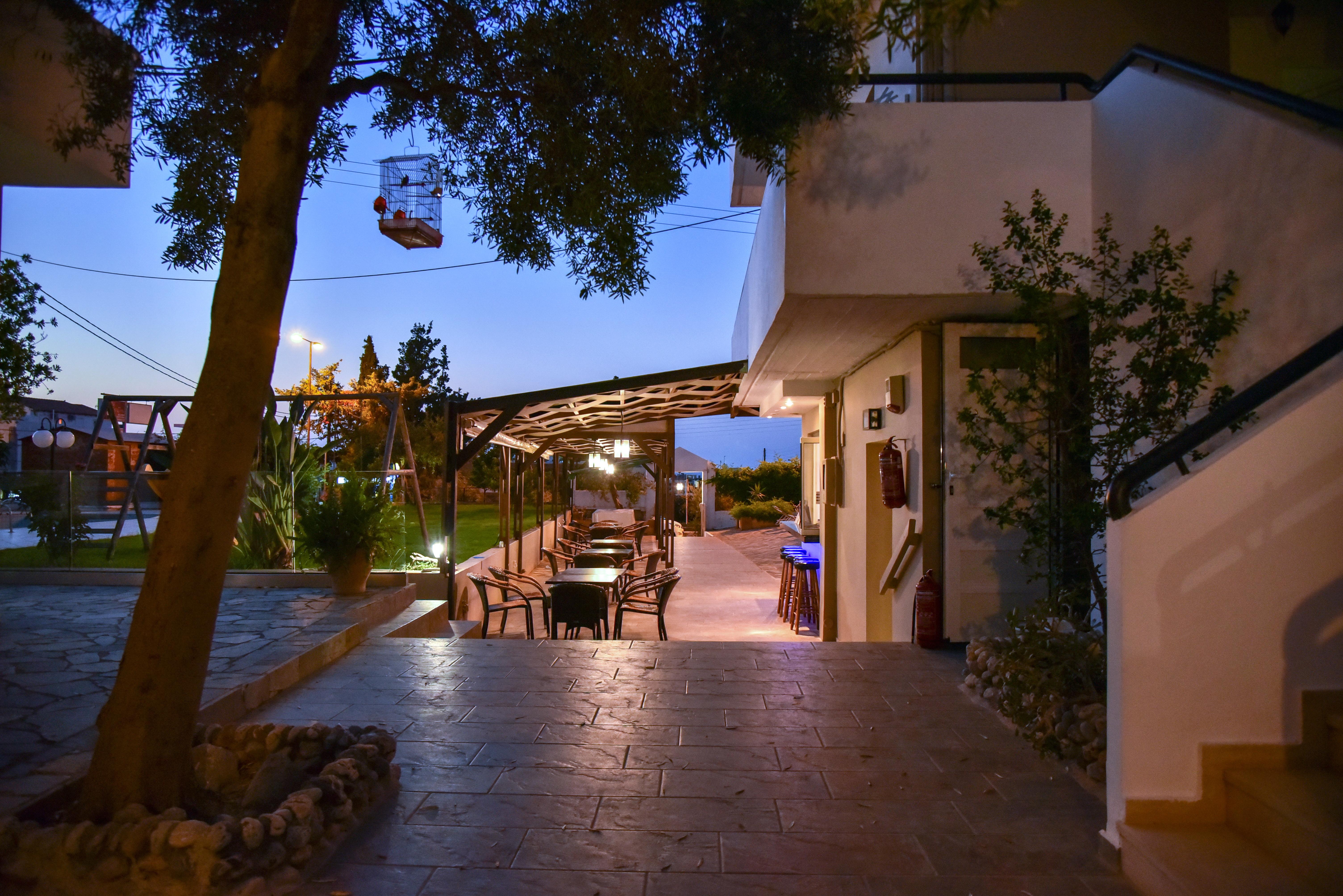 Iraklis Apartments Stalida Exterior foto